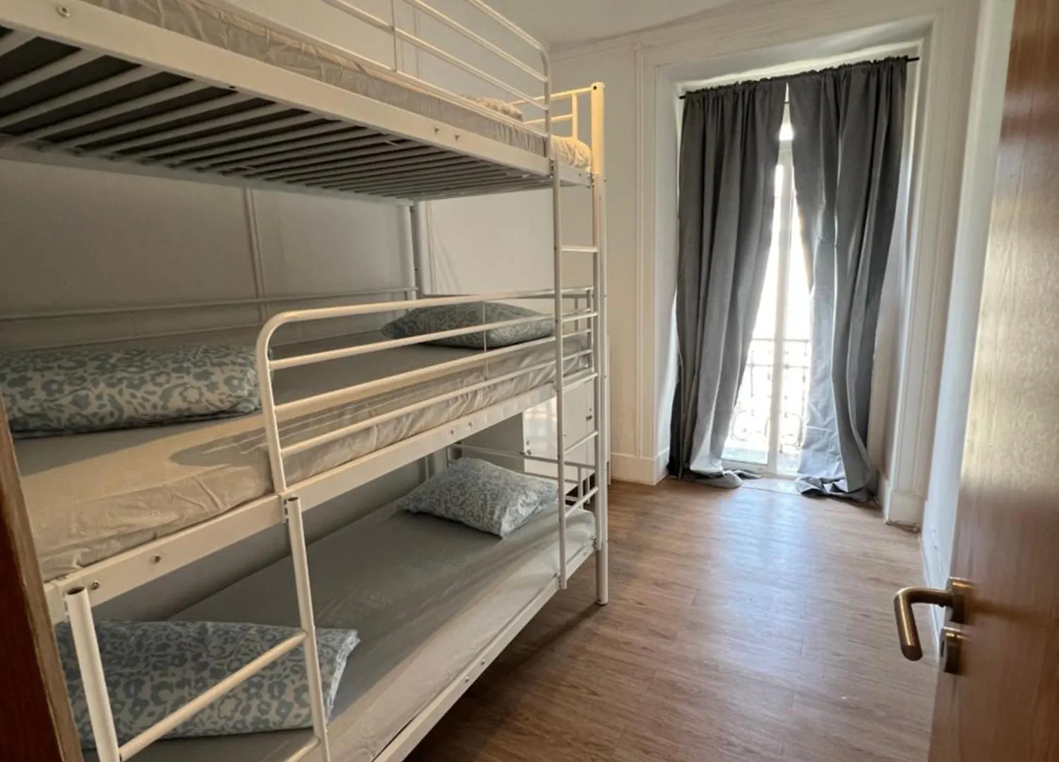 Apartamento Bagetti Hostel Only For Girls Lisboa Portugal